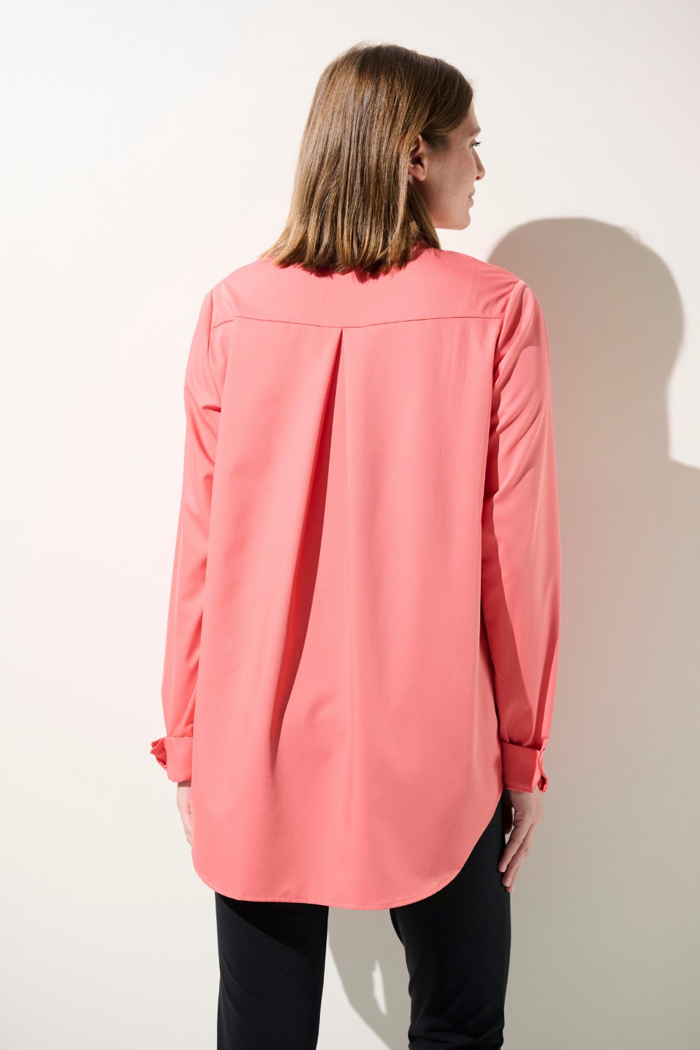 Chemise longue anti-UV - Antibes rose pour femme, légère et élégante, offrant une protection solaire UPF 50+.