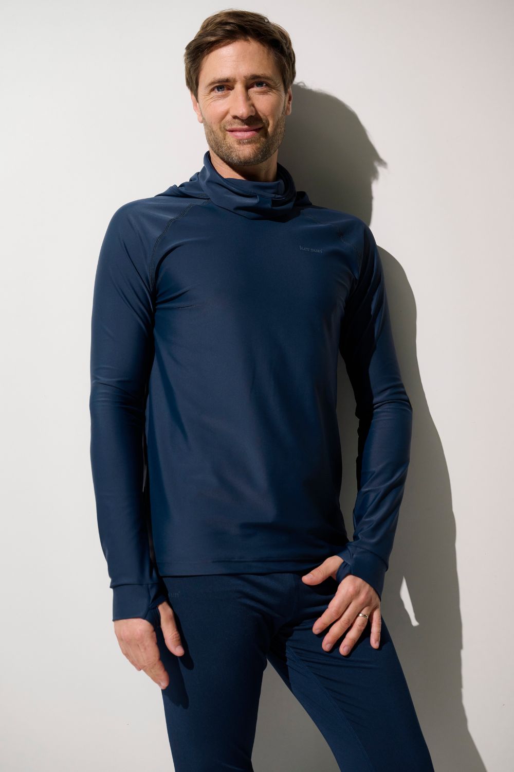Huayuzh Rashguard UV-shirt voor heren, shirt met lange mouwen, sneldrogend, ademend, voor surfen, vissen, wandelen, 1-verloopkleur blauw, 4XL Huayuzh Rashguard UV-shirt voor heren, shirt met lange mouwen, sneldrogend, ademend, voor surfen, vissen, wandelen, 1-verloopkleur blauw, 4XL
