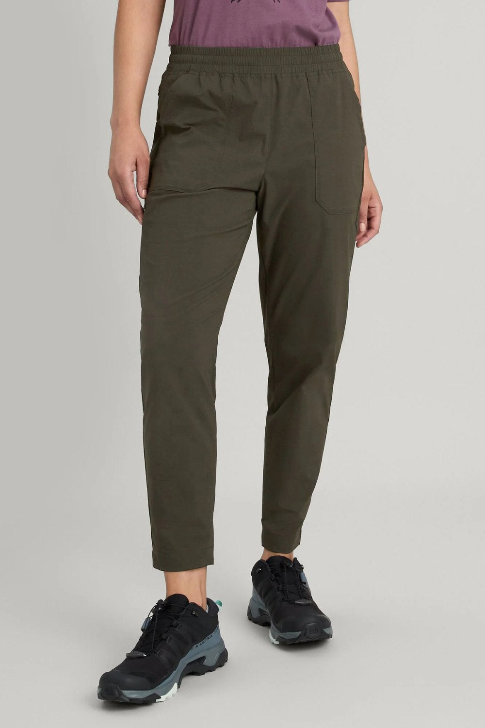 Pantalon anti-UV Miro pour femme, confort et légèreté, idéal pour les activités de plein air, couleur olive.