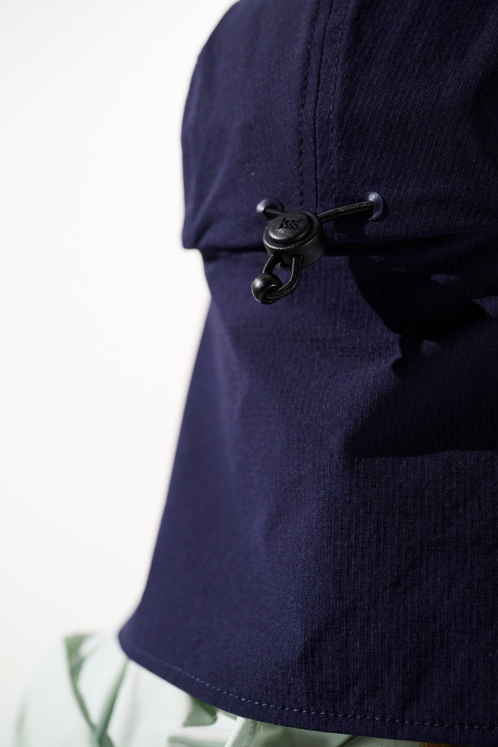 Casquette anti-UV - Sequoia bleue, UPF 50+, conçue pour le confort et la protection solaire lors d'activités sportives.