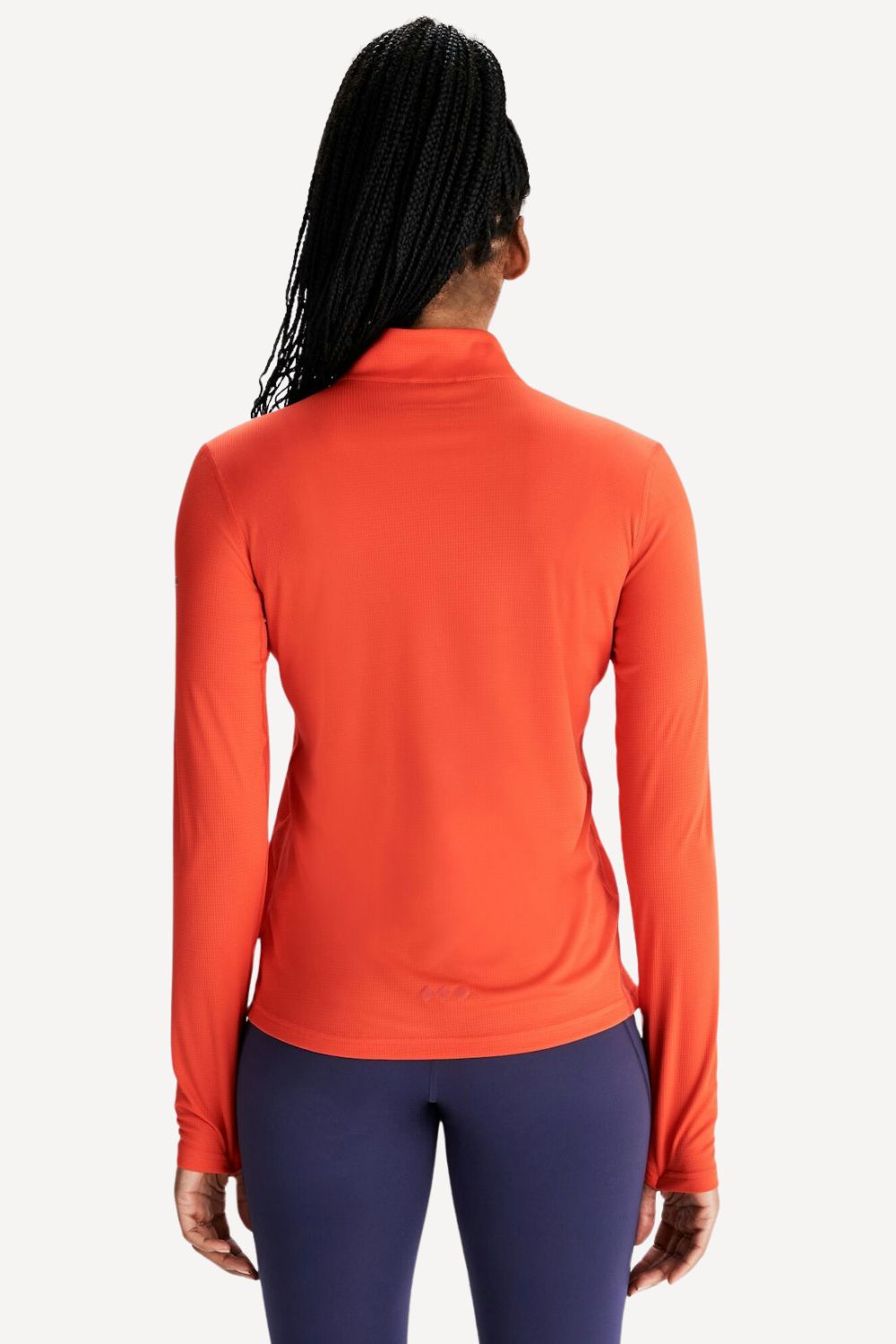 T-shirt anti-UV rouge pour femme, léger et UPF 50+, idéal pour les activités de plein air.