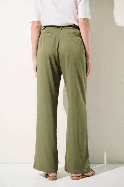 Pantalon anti-UV - Antibes pour femme, élégant, vert olive, offrant une protection solaire UPF 50+ au quotidien.