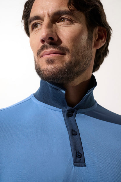 Polo anti-UV bleu pour homme, léger et respirant, parfait pour le golf et la protection solaire avec UPF 50+.