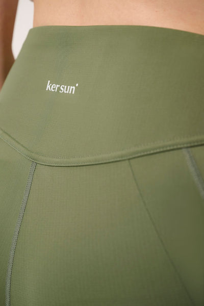 Legging anti-UV - Boston vert olive pour femme, confortable, léger et offrant protection solaire UPF 50+.