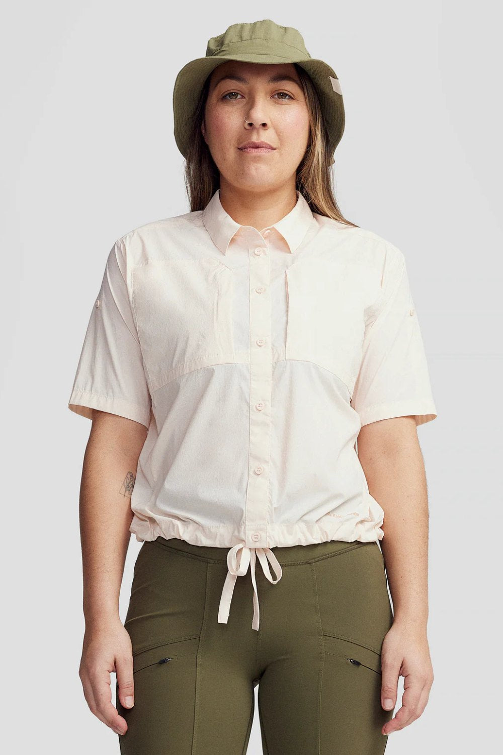 Chemise anti-UV - Ridge rose pour femme, UPF 50+, idéale pour des randonnées au soleil.
