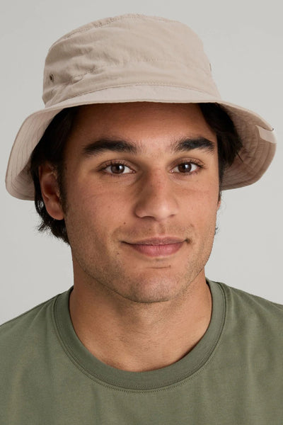 Bob anti-UV - Evry-Day beige pour homme, protection solaire UPF 50+ idéal pour les activités en extérieur.