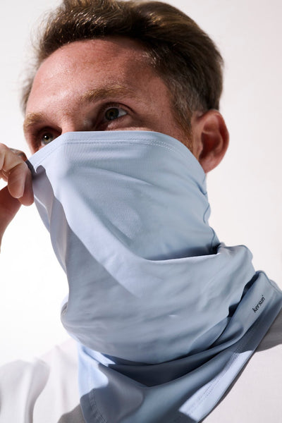 Tour de cou anti-UV - Boston en bleu clair, léger et élastique pour homme, protection solaire UPF 50+.