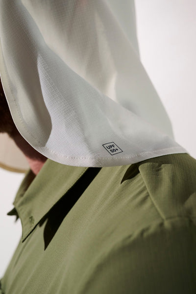 Cache-nuque anti-UV - Gobi léger et élégant, protection solaire UPF 50+ pour homme, porté sous un chapeau.