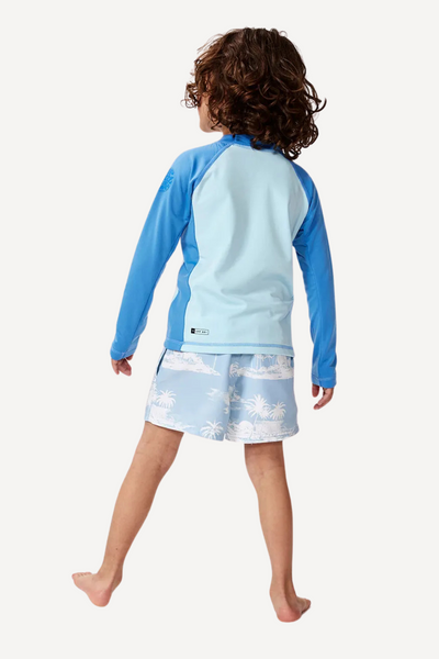 T-shirt de bain anti-UV - ICONS BRUSHED bleu pour enfant, respirant et léger, idéal pour les journées à la plage.