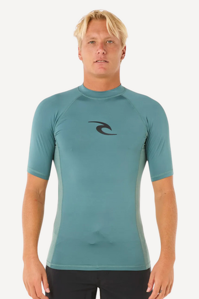 T-shirt de bain anti-UV homme bleu, lycra respirant avec protection UPF 50+ pour activités aquatiques.