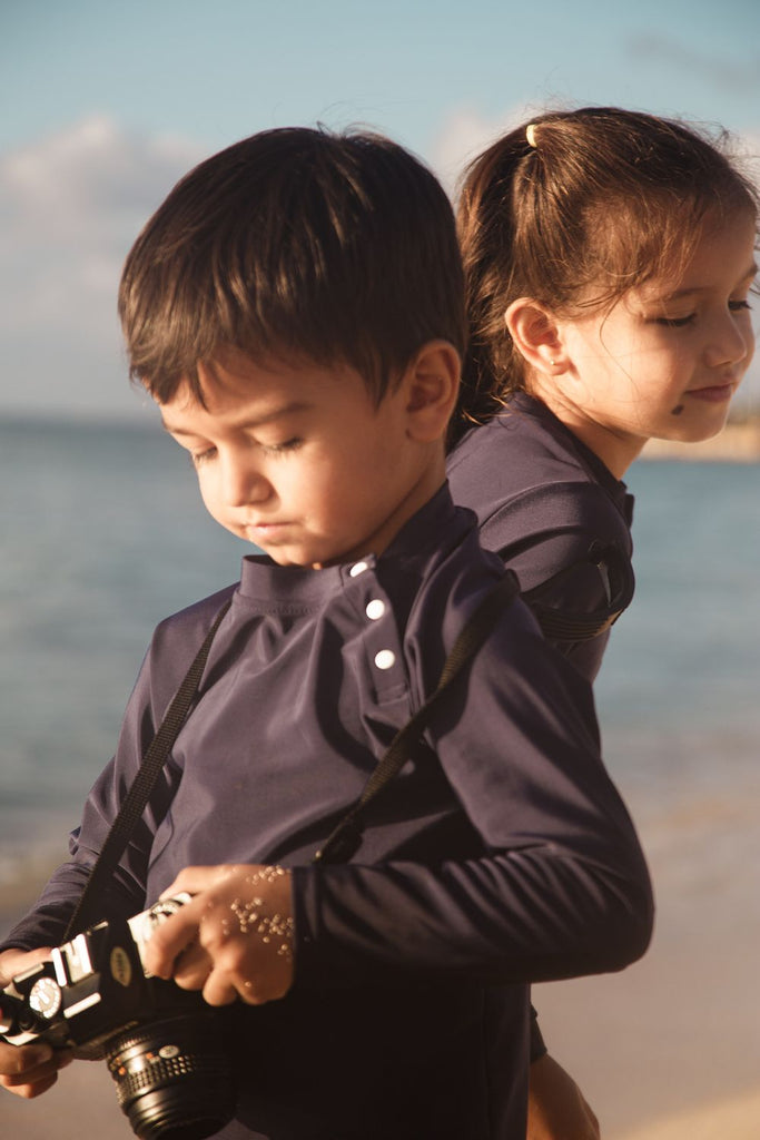 Tee-shirt-de-bain-enfant-bleu-ocean-Nuvees-KERSUN