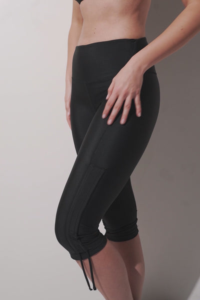 Legging de bain anti-UV - Malta noir pour femme, léger et élégant, conçu pour la plage et la protection solaire UPF 50+.